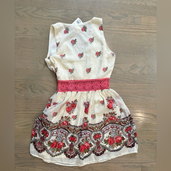 NWT A’gaci white pink floral a line dress women’s size medium - Picture 6 of 6